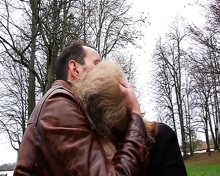 Older French slut picked up in the park and fucked in the ass