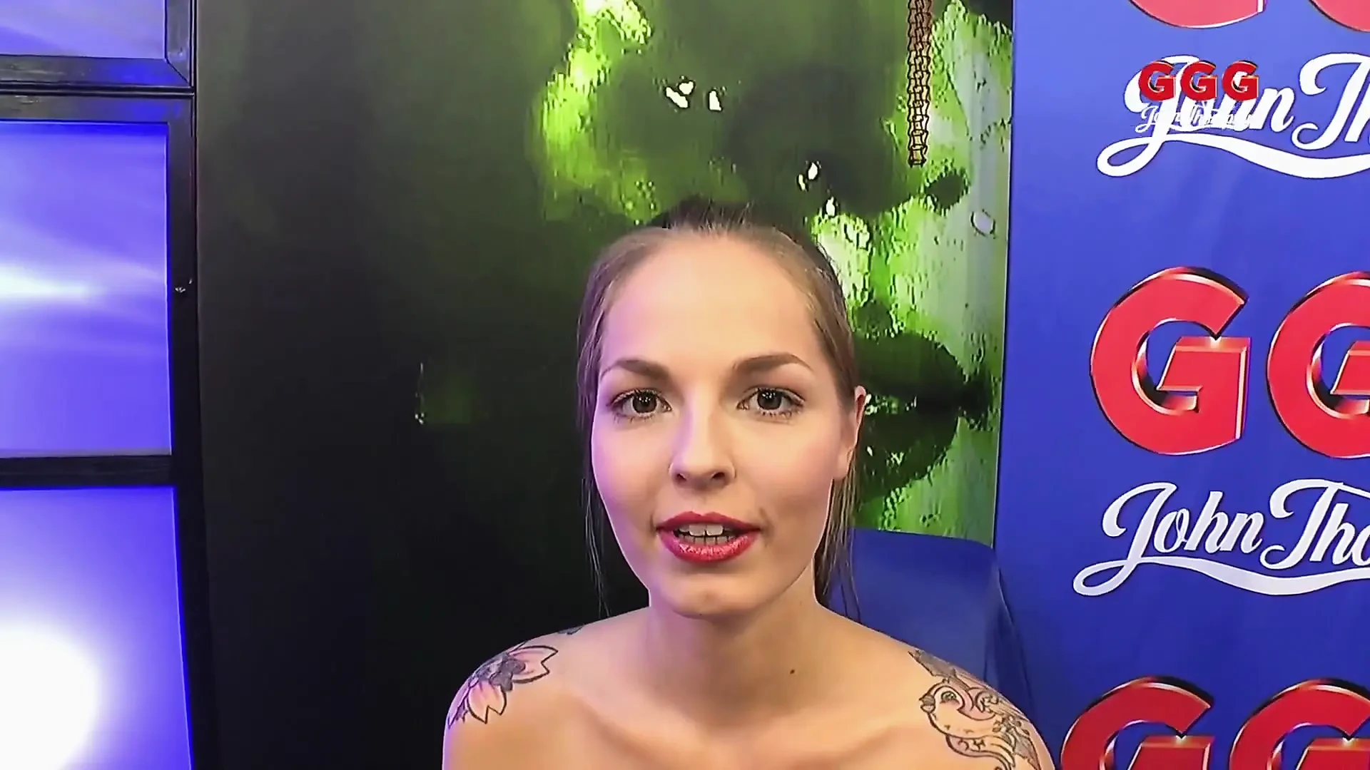 Sexy Brunette Loves Taking Giant Dicks in Her Horny Pussies and Swallows Cum Gangbang