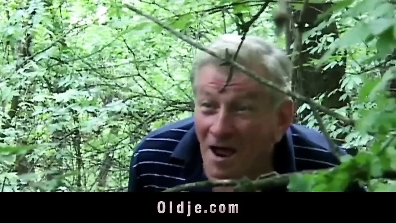 Horny grandpa gets pleased by huge breasted young girl