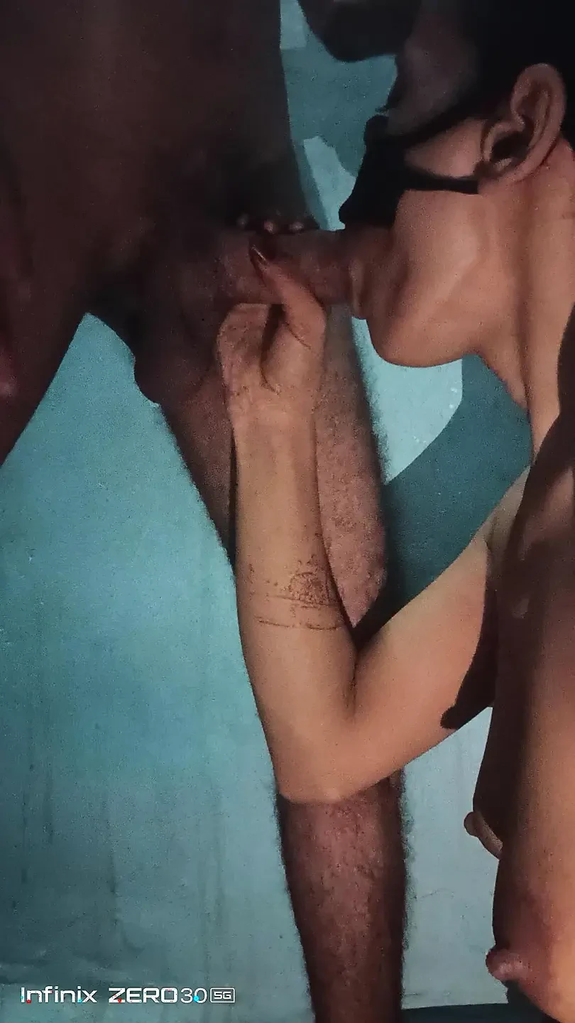 Best bhabi suck and eat cum