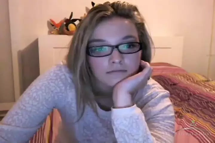 Webcam star Kylie Harris will show you all