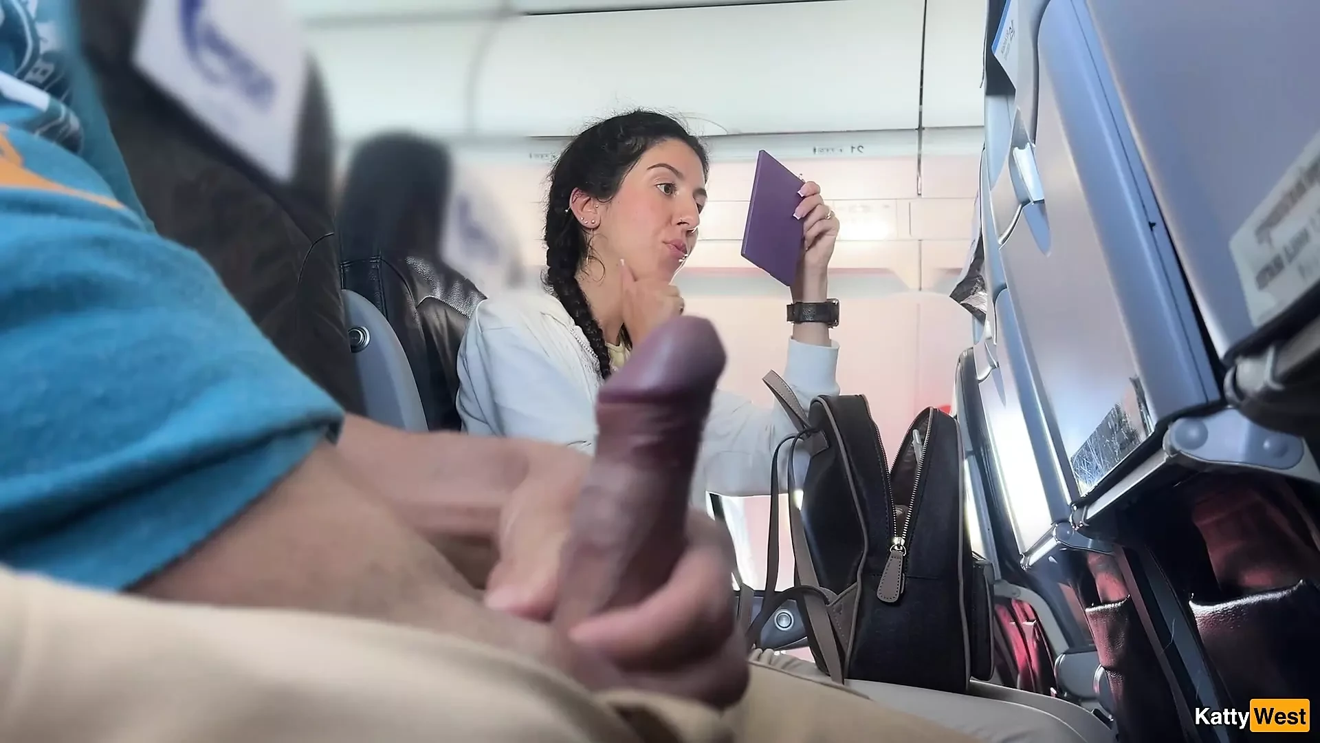 Dick Flashing in Airplane – Girl Brought Me To Cumshot In 2 Minutes