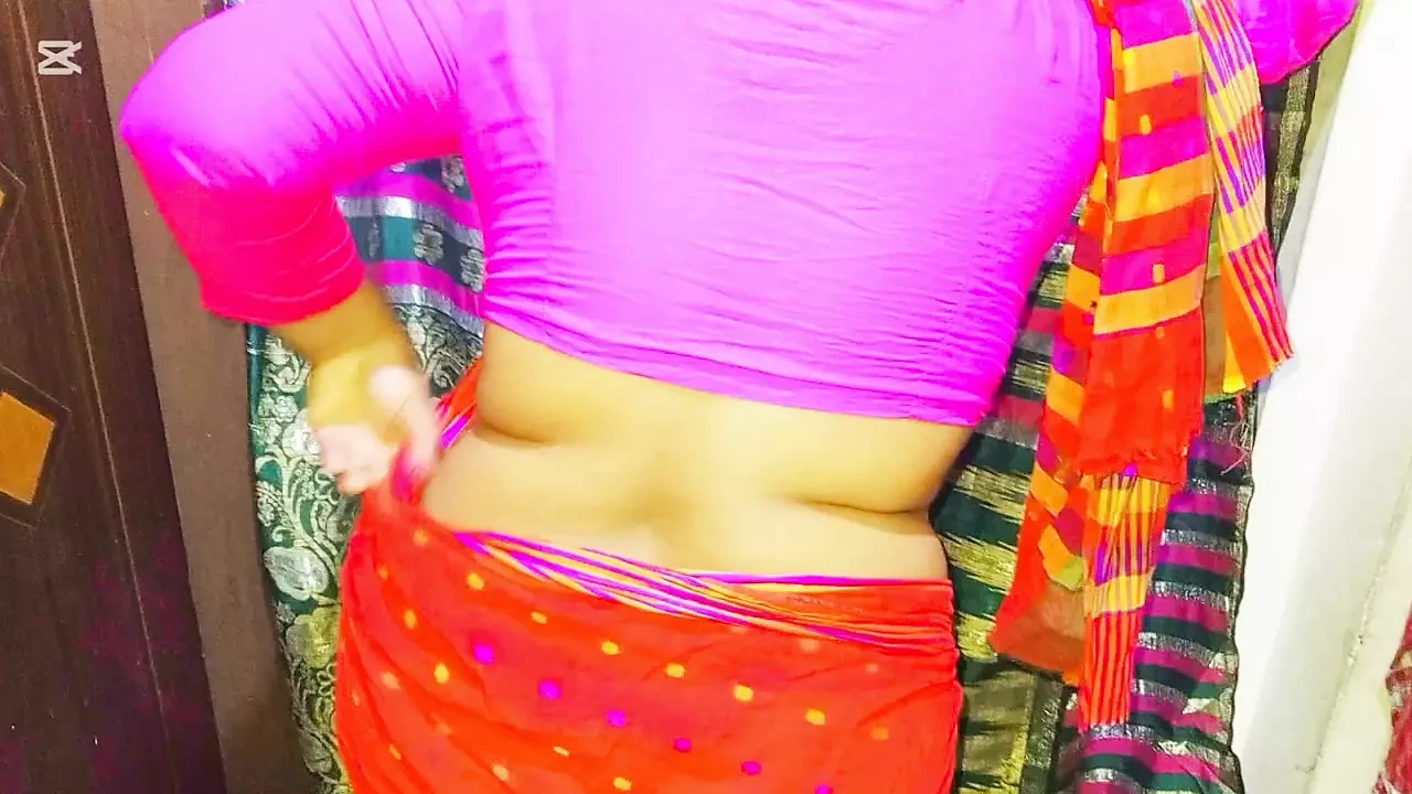 Indian desi hot vhabi first time sex her neighbour debor in the house.