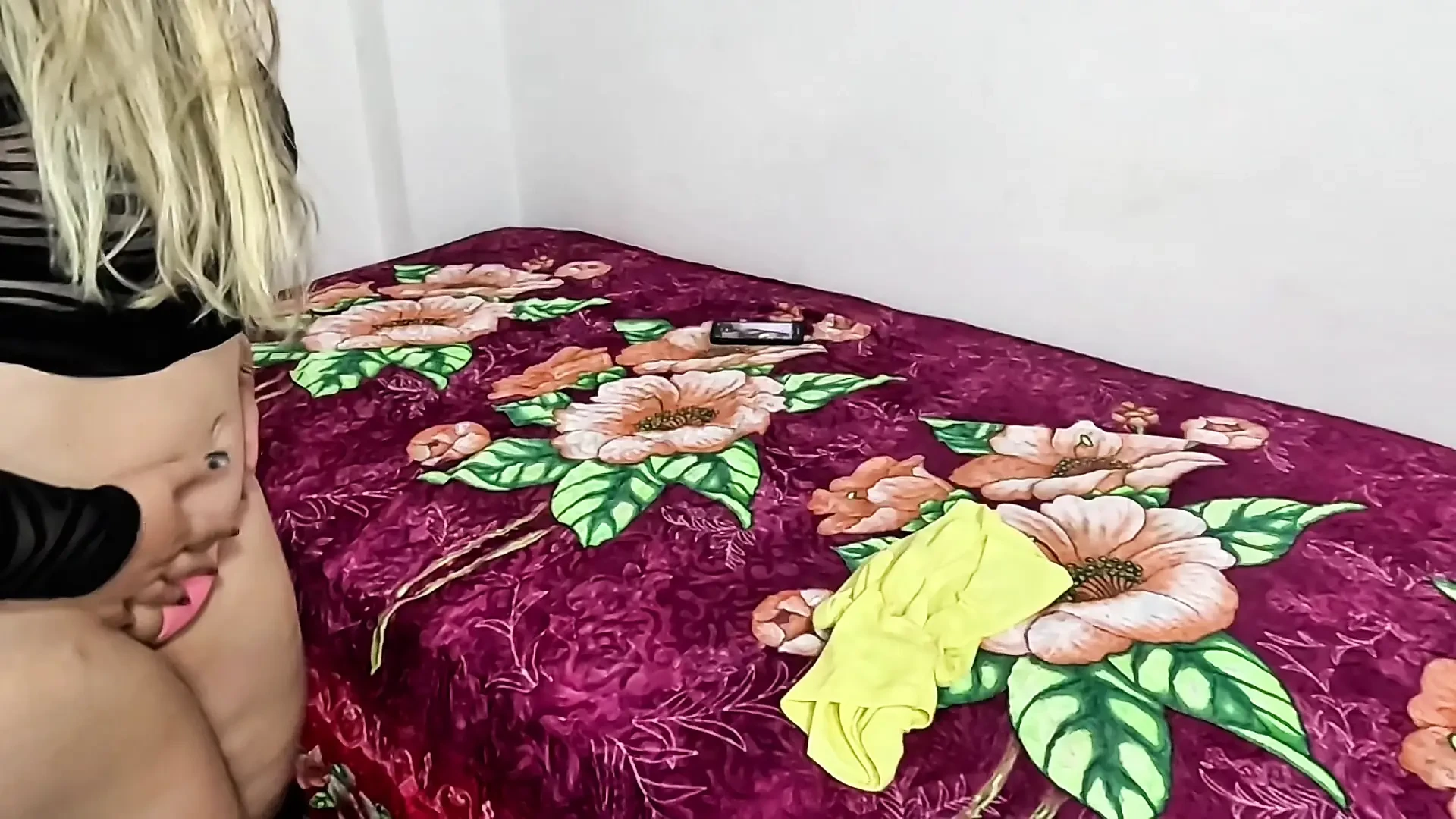 My big ass stepmom makes my fantasy come true and gets my milk bouncing her shorts on my cock