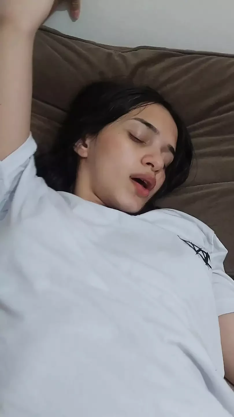 Stretching My Stepsister’s Little Hole