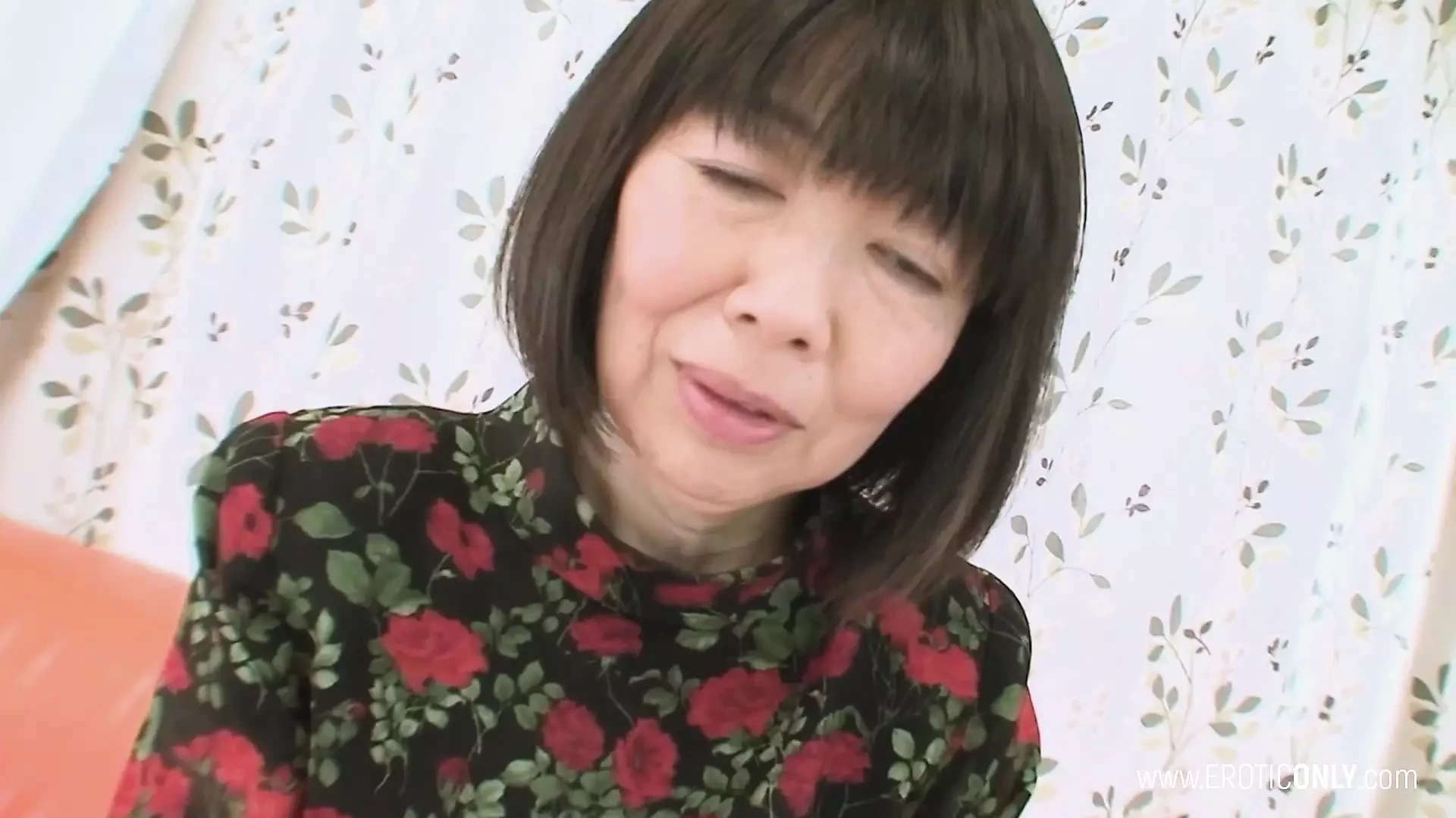 Japanese granny has a vibrator on her pussy for the first time and gets fucked hard