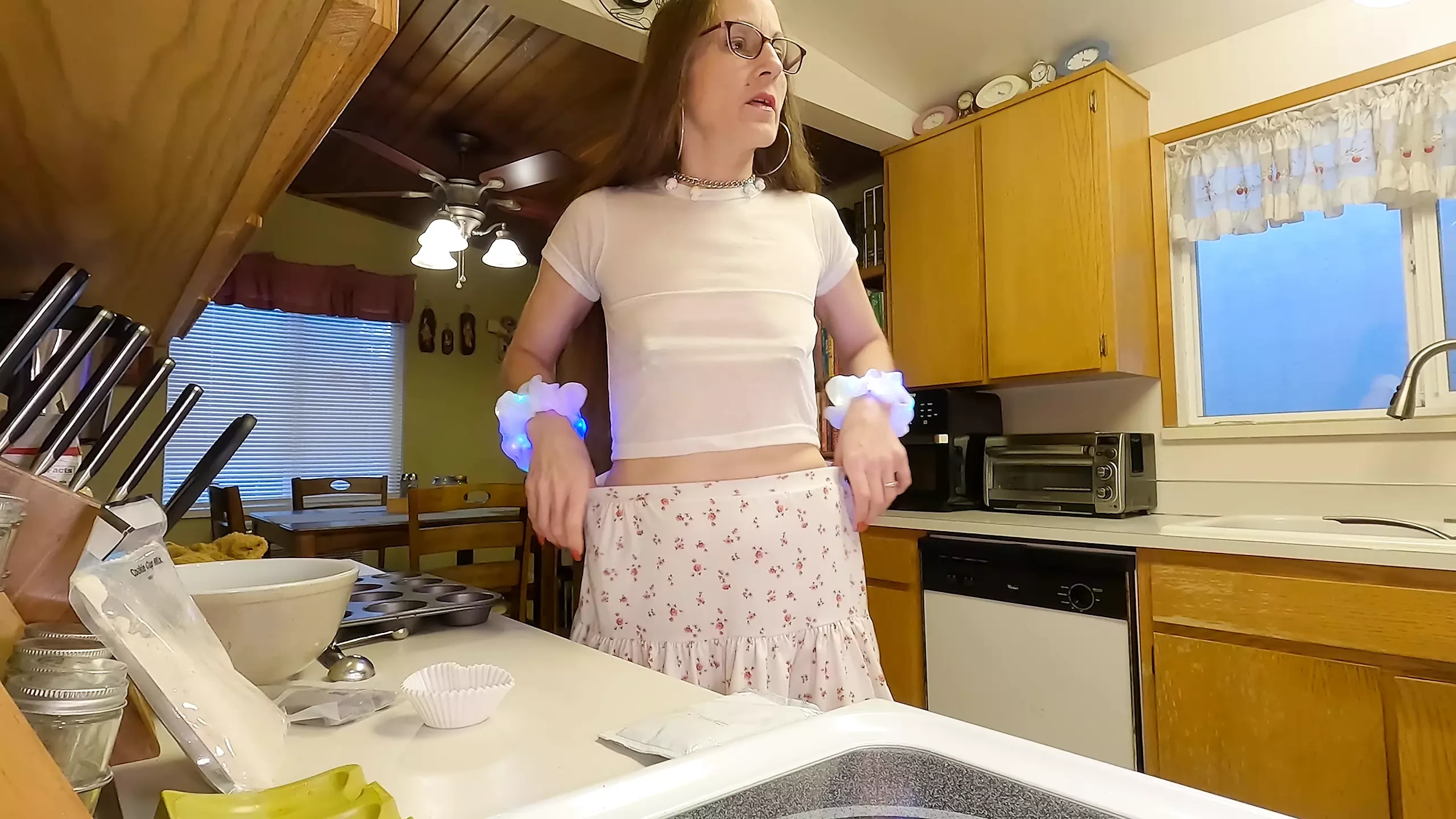 Longpussy, Tiny Tee, Tiny Titties, Huge Pussy and a Fine Ass in the kitchen. Part I. Be Kind. Enjoy.