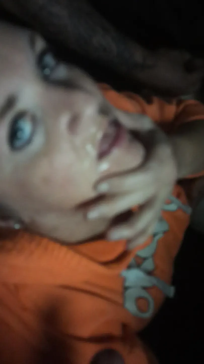 Iowa cumslut sucking strangers off at porn store