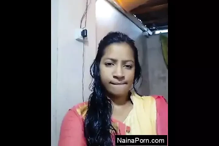 Today Exclusive- Cute Look Desi Girl Showing …