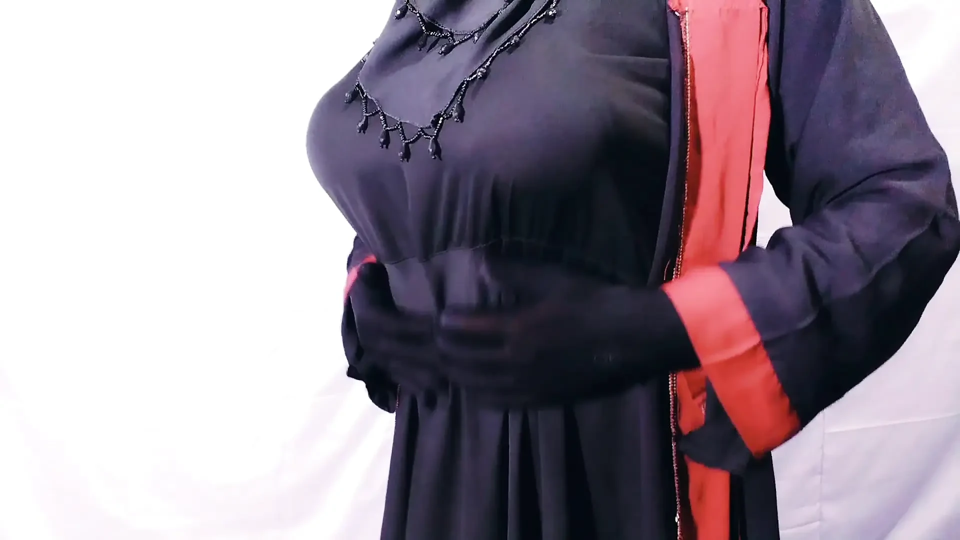 Indian beautiful hijabi muslim sexy bhabhi having sex with neighbor inside the room