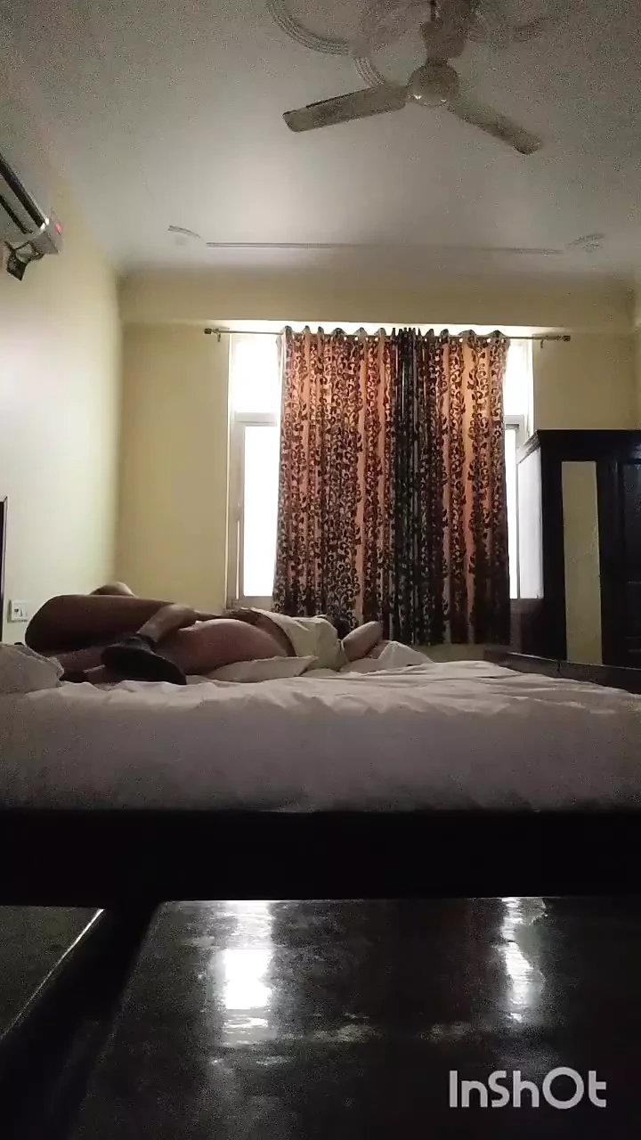 Sali was dropped by brother-in-law at the hotel.