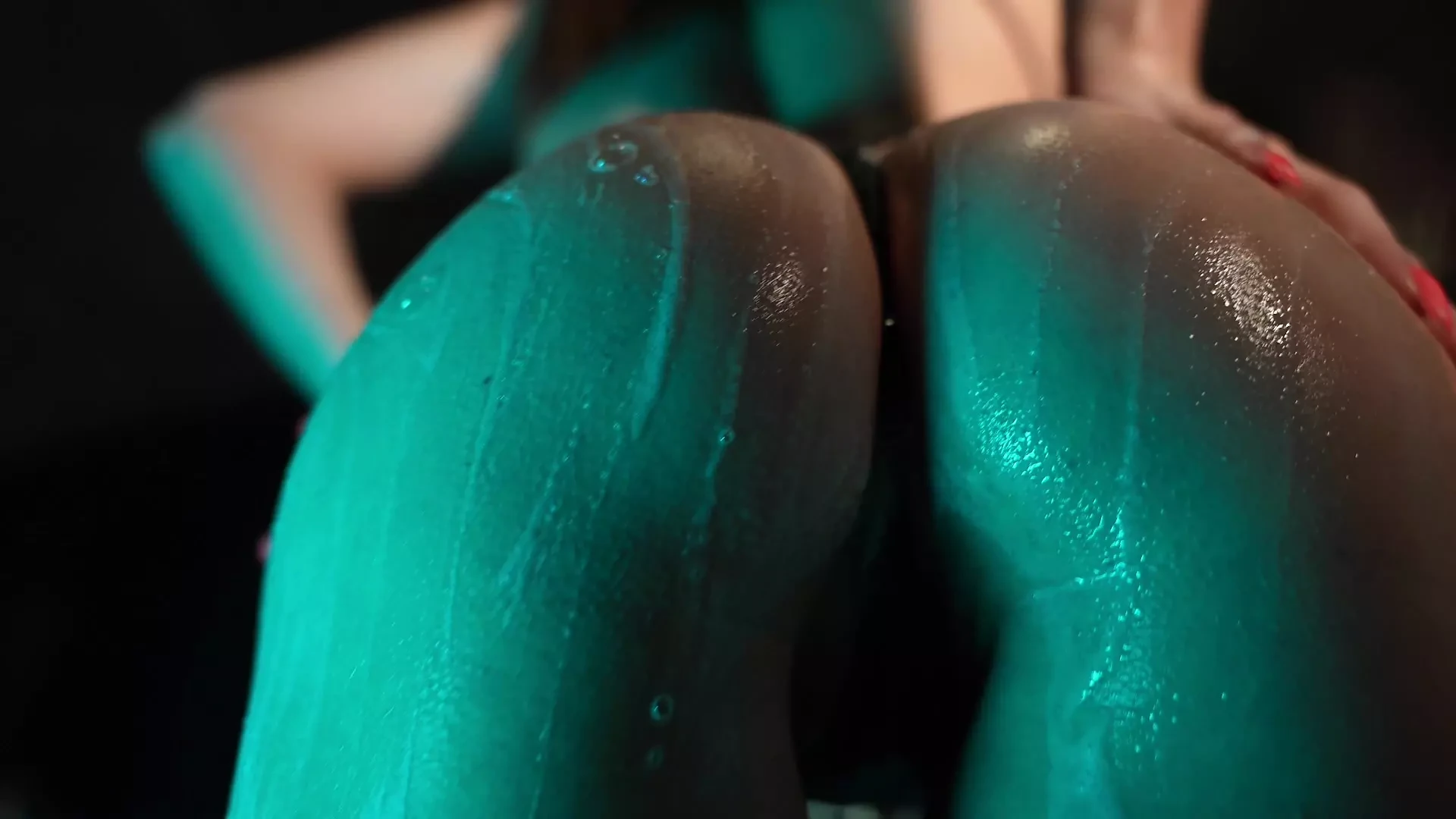 Juicy ass in the shower