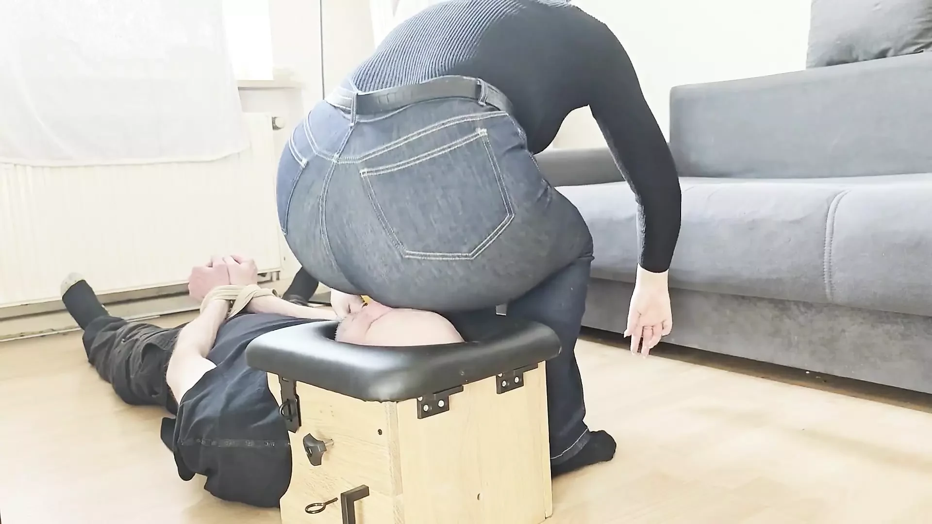 My Massive Jeans-ass Vs Your Little Face