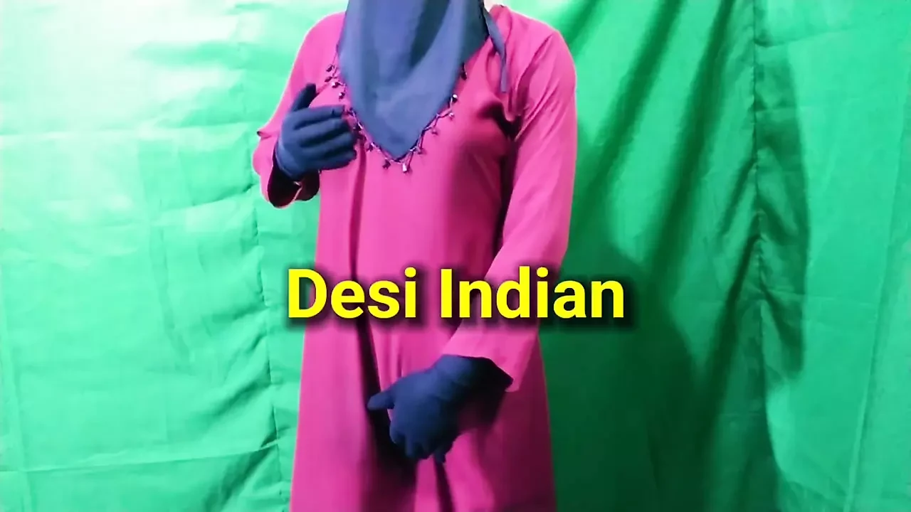 Indian housewife masturbating and talking dirty in the bedroom