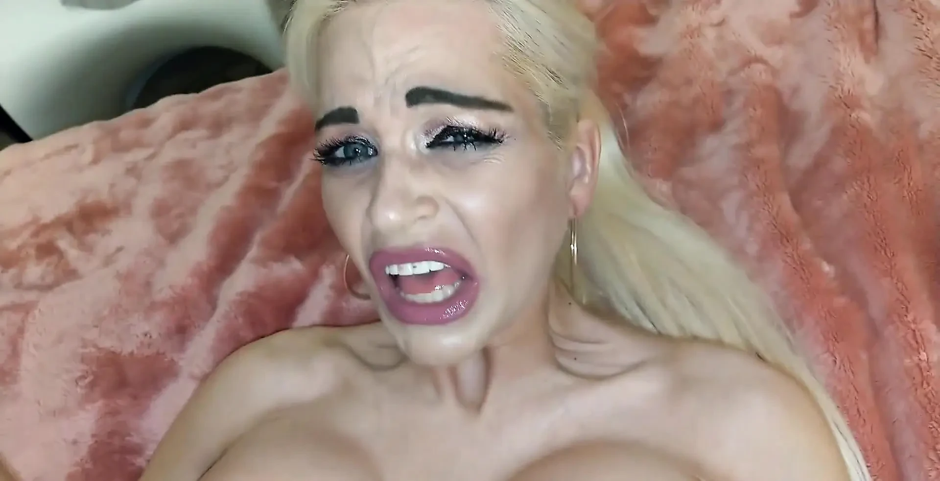 Stefans First Time with a MILF!