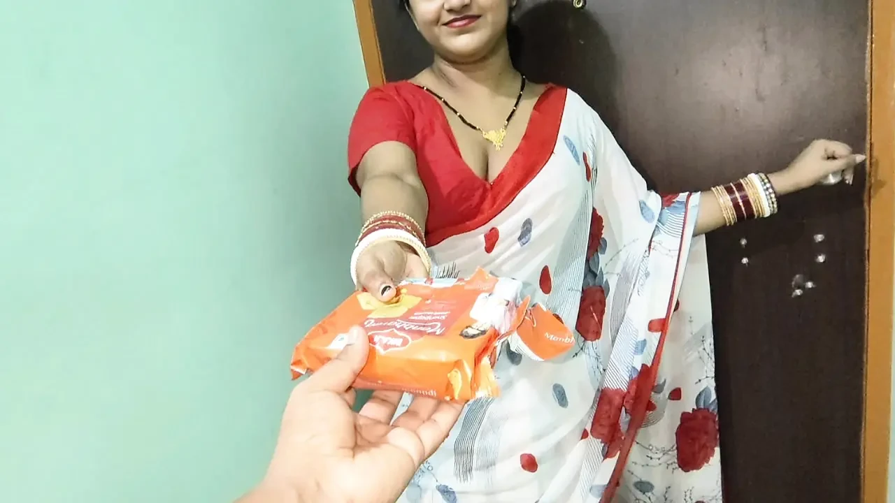 Pados ki bhabhi Diwali ki mithai leke aayi – desi fantasy