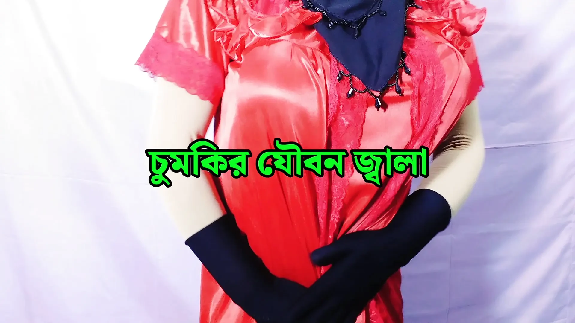 Indian beautiful Chumki Bhabhi is thirsty for fucking