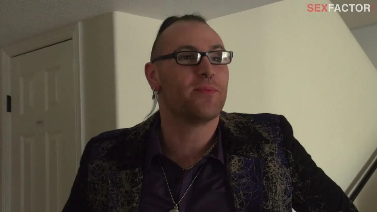 EP102 BTS052 – The Contestants Get Dressed For The AVN Red Carpet