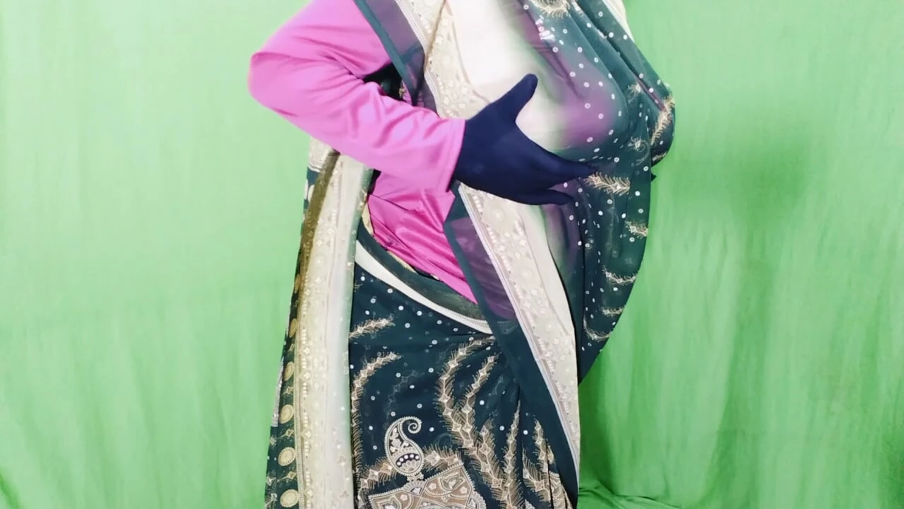 Indian beautiful hijabi muslim couple thirsty for fuck