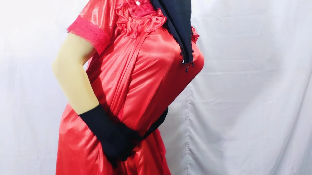 Indian hot beautiful Bhabhi dancing and having sex openly in her room