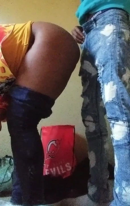 One Moree Quickie Before We Leaveee.