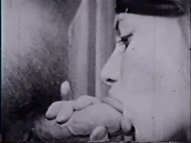 06605 – School Girl