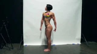Dana Linn Bailey – muscular beauty