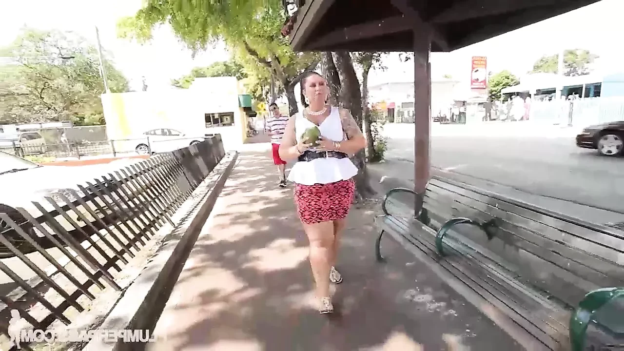 Diana Nicole – 8th Street Plumper