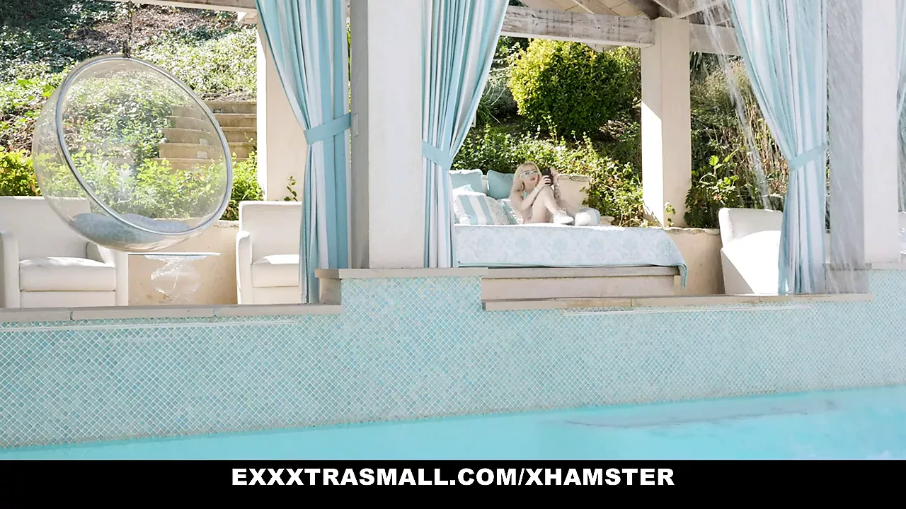 Tiny Gal Lola Fae Doing Yoga In Bikini and Fucking Step Mom’s Boyfriend