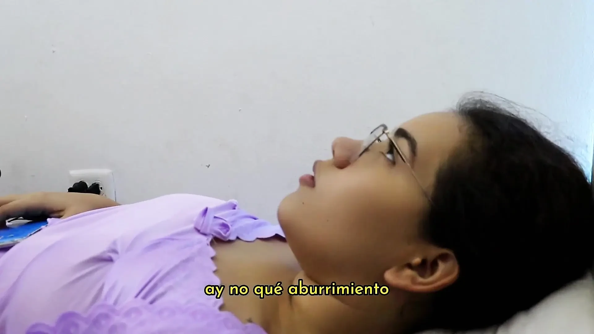 MY BOYFRIEND COMES TO MY HOUSE TO MAKE LOVE TO ME AND FUCK ME VERY WELL FOR MY VAGINA