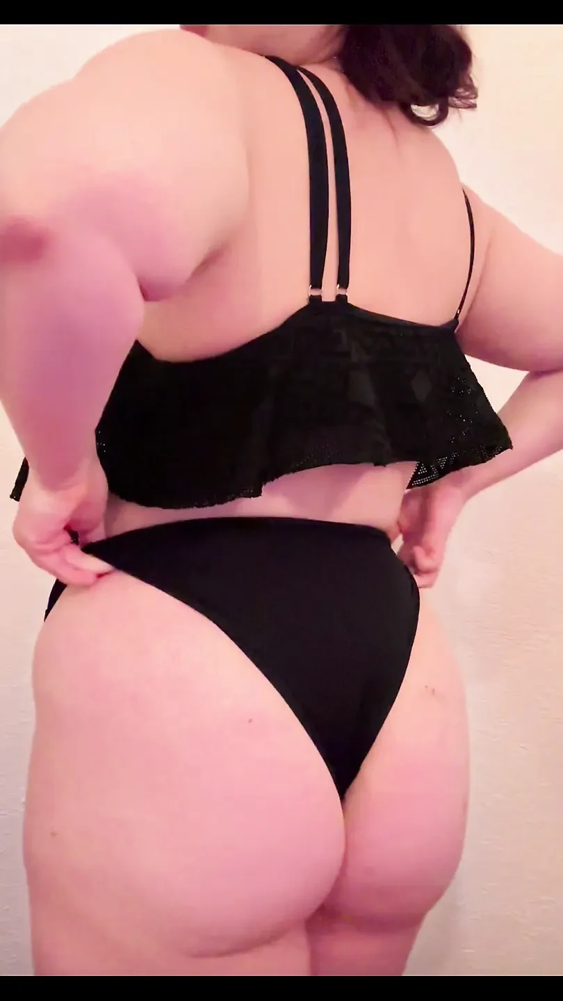 Cum Watch Stepmommy Strip From a Bathing Suit and Milk Her Sweet Tits