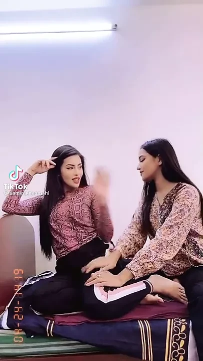 Bangla hot gf romantic  gf bf romance sex bangla Bangladeshi