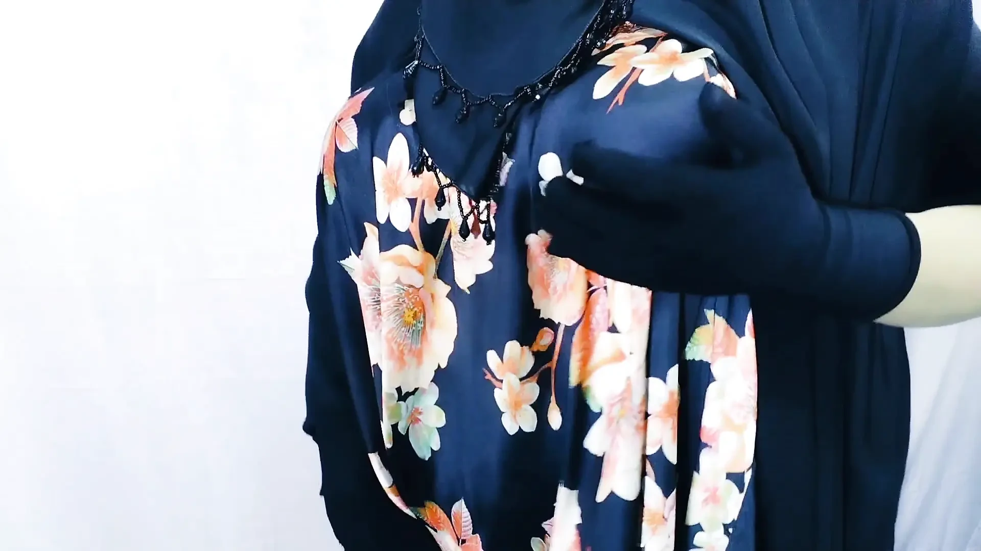 Indian Hijabi Muslim Bride Fucking – Clear Hindi Dirty Audio