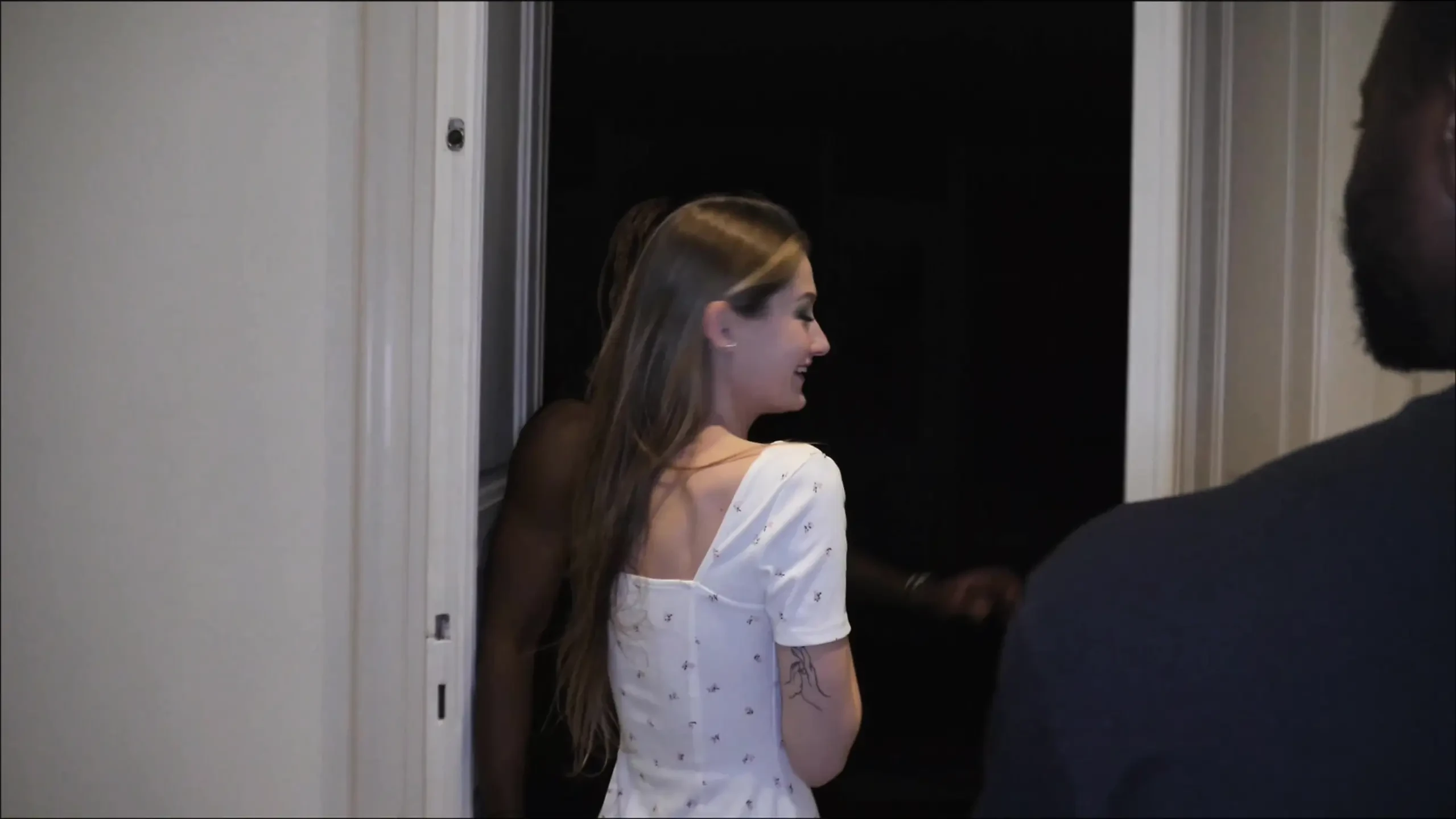 “HELP ME PLEASE!!” Locked out slut gets DRAGGED inside by 2 Black neighbors and FUCKED RAW