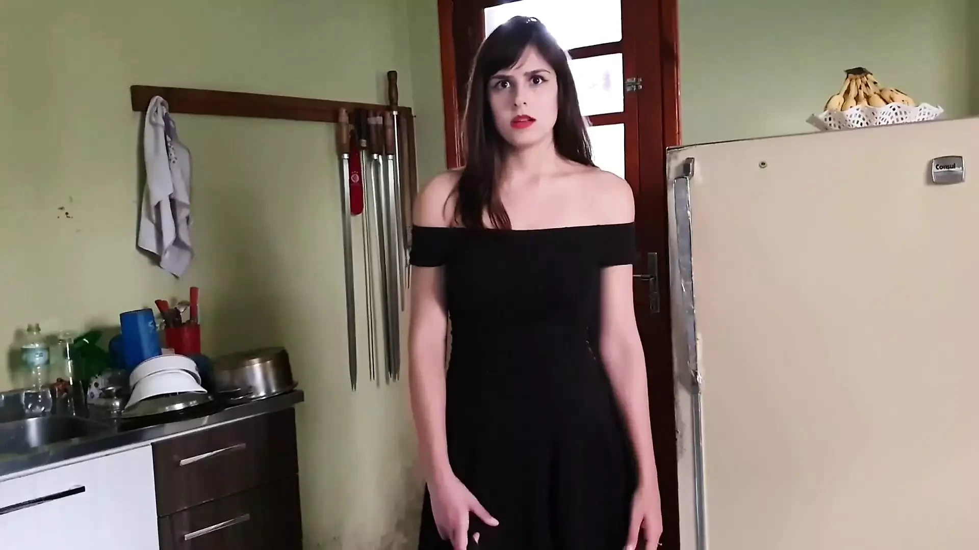 Step-sister Came to My Room to Be Fucked