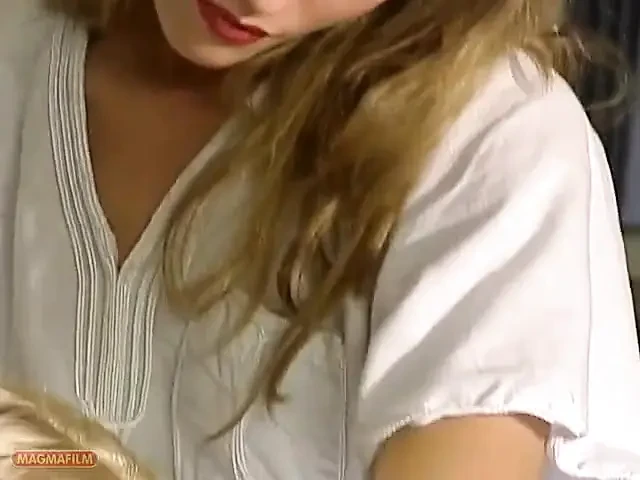 Small Lesbian Intermezzo in Between