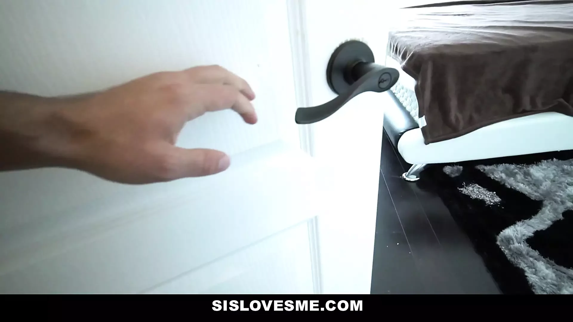 Thin Stepsister Helps Me Cum Like A Volcano For Old Times’ Sake – TeamSkeet