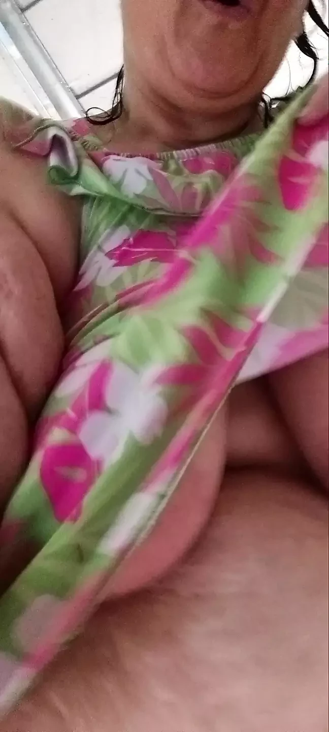 Rocking Her From Behing in This Old Ass Building Ride Cumming Inside