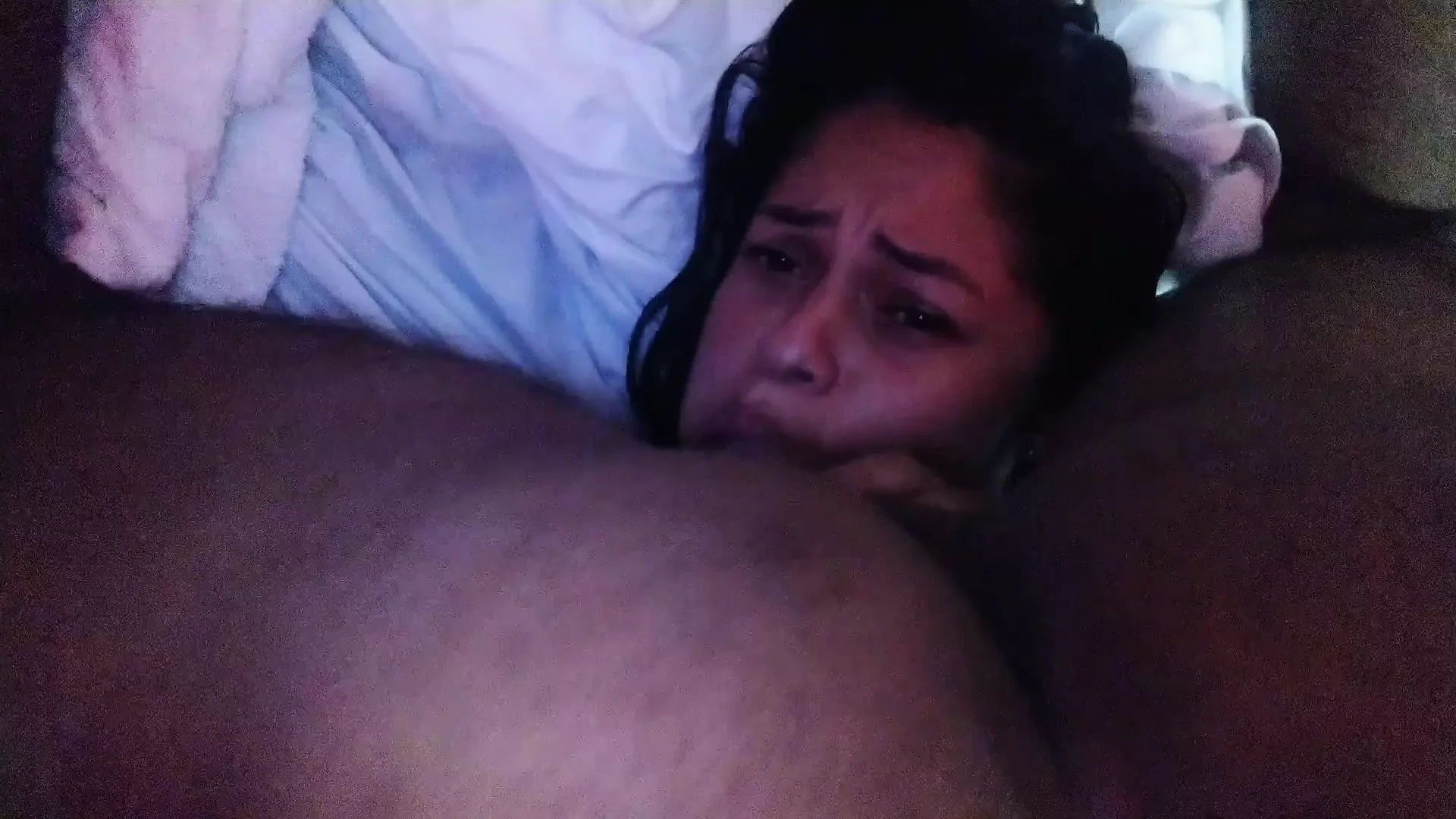 side fucking the slut wife and made her clean up my cock in 69 and creampied her pussy in missionary