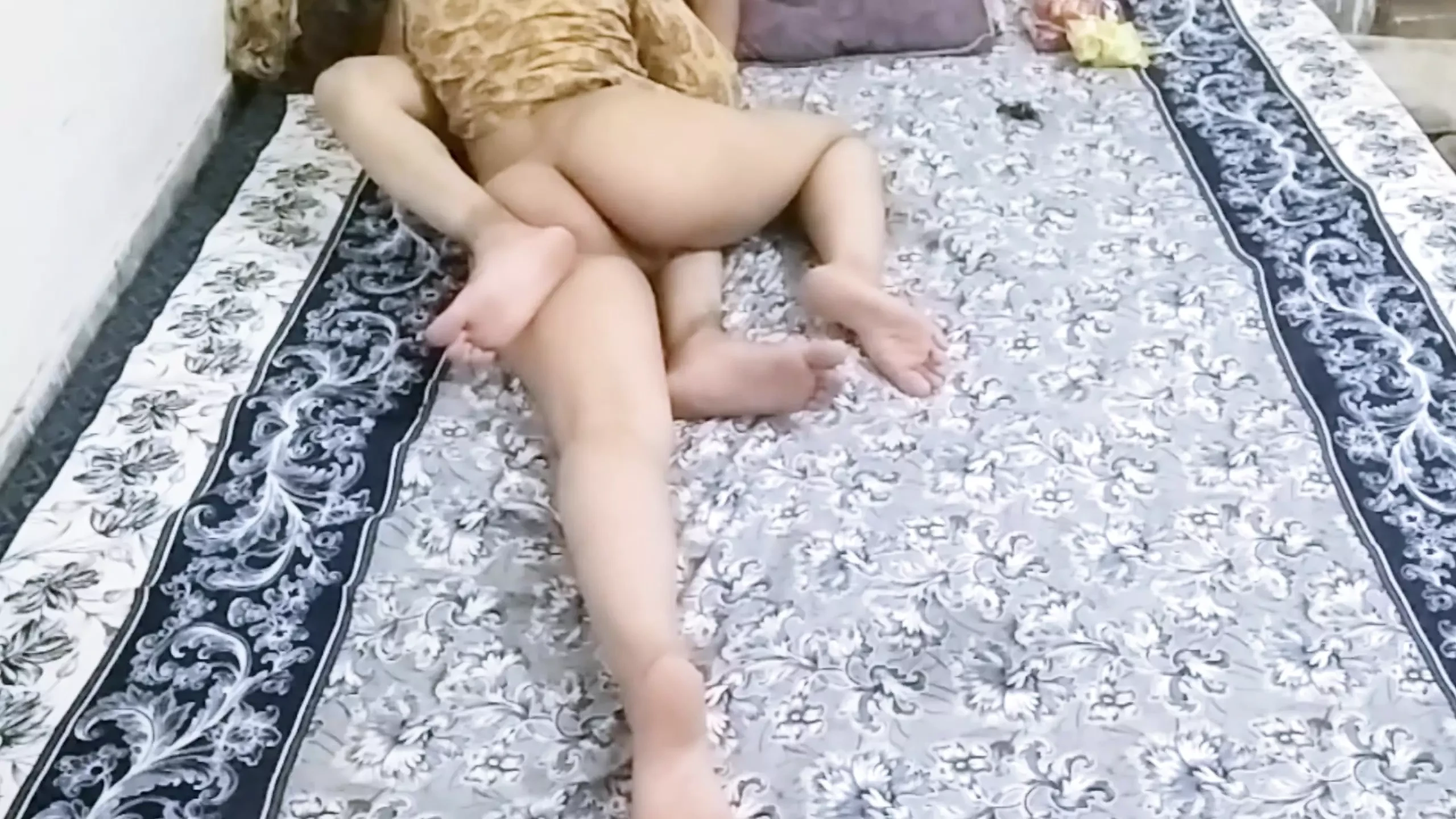 Desi Indian village girl tight pussy xxx video homemade sex