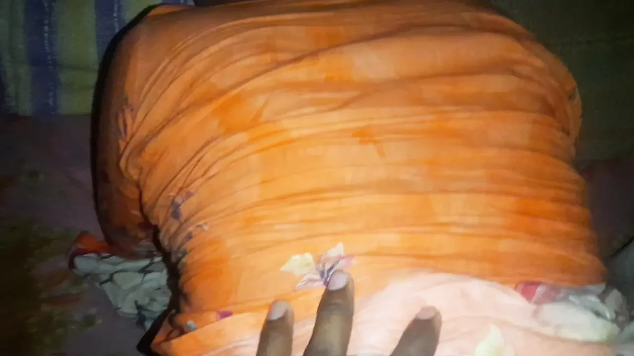 Deshi hot bhabi hard sex i will fuck my deshi vabi tight pusey