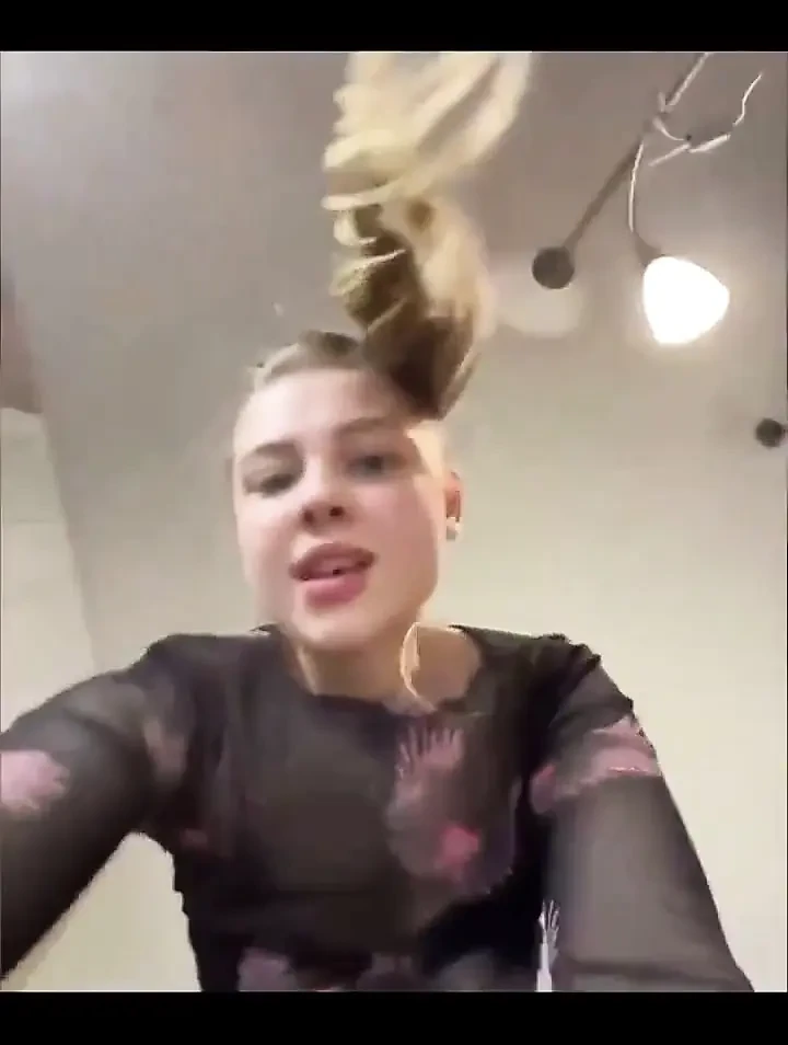 Creampie and Fingering Wet Pussy Close up