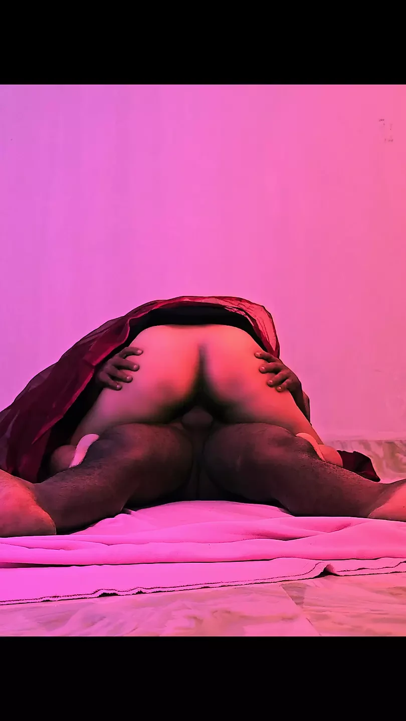 My sexy desi vabi give me a sexy blowjob and get fuckd