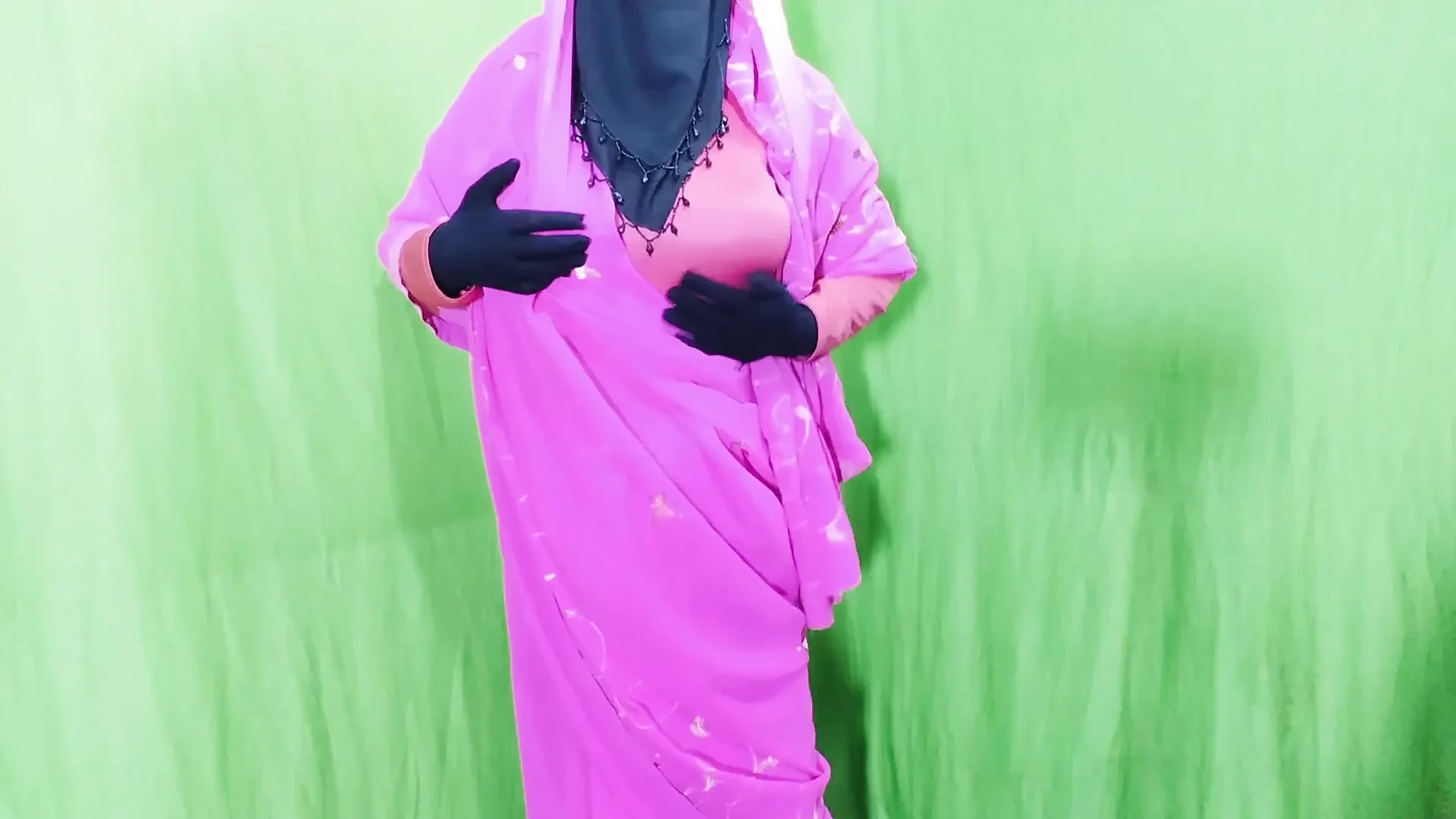 Indian beautiful hijabi muslim couple thirsty for fuck