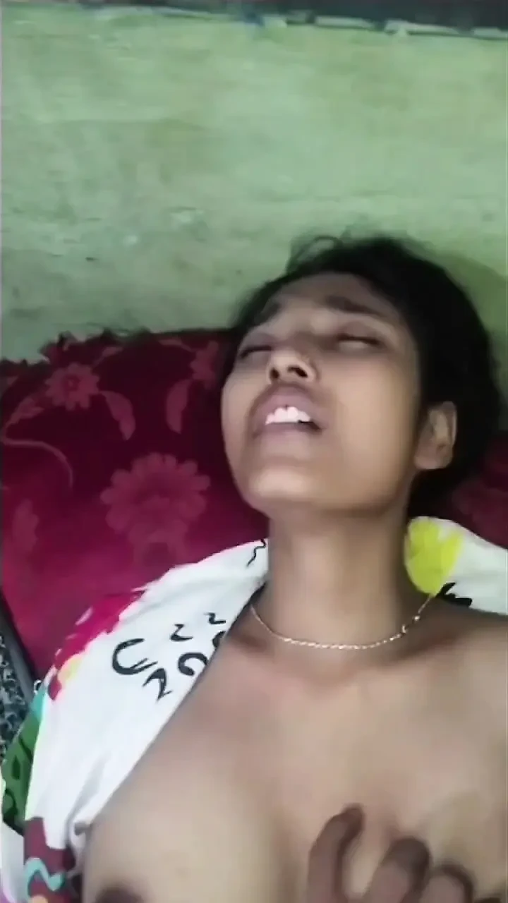 18 Year Old Virgin Girl First Time Fingering & Desi Indian Sex Orgasm