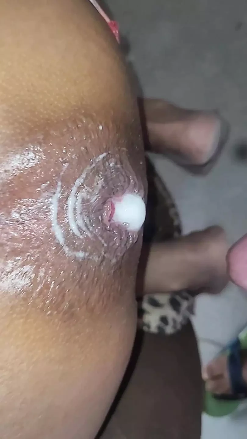 Anal prolapse with the brunette’s giant ass