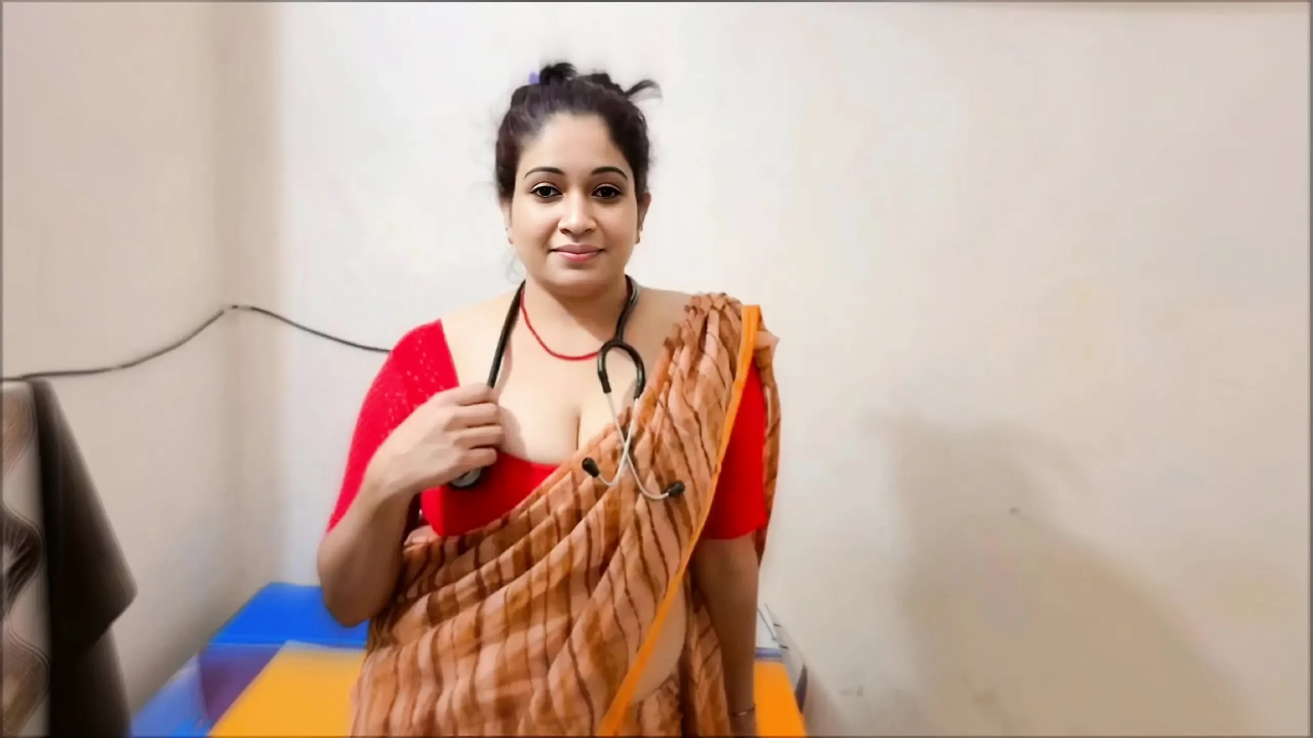Hospital Beautiful Madam got fucked by Lover Doctor in absence of her Husband, Hindi audio Viral MMS