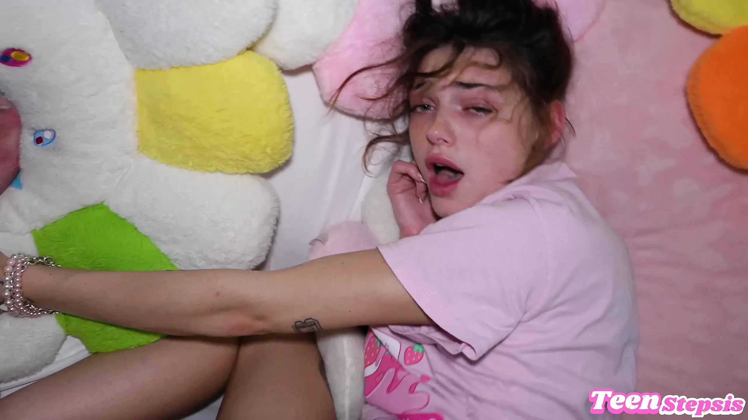 Freaky Lil Stepsis Footjob Fantasy Fuck Fest- Shrooms Q