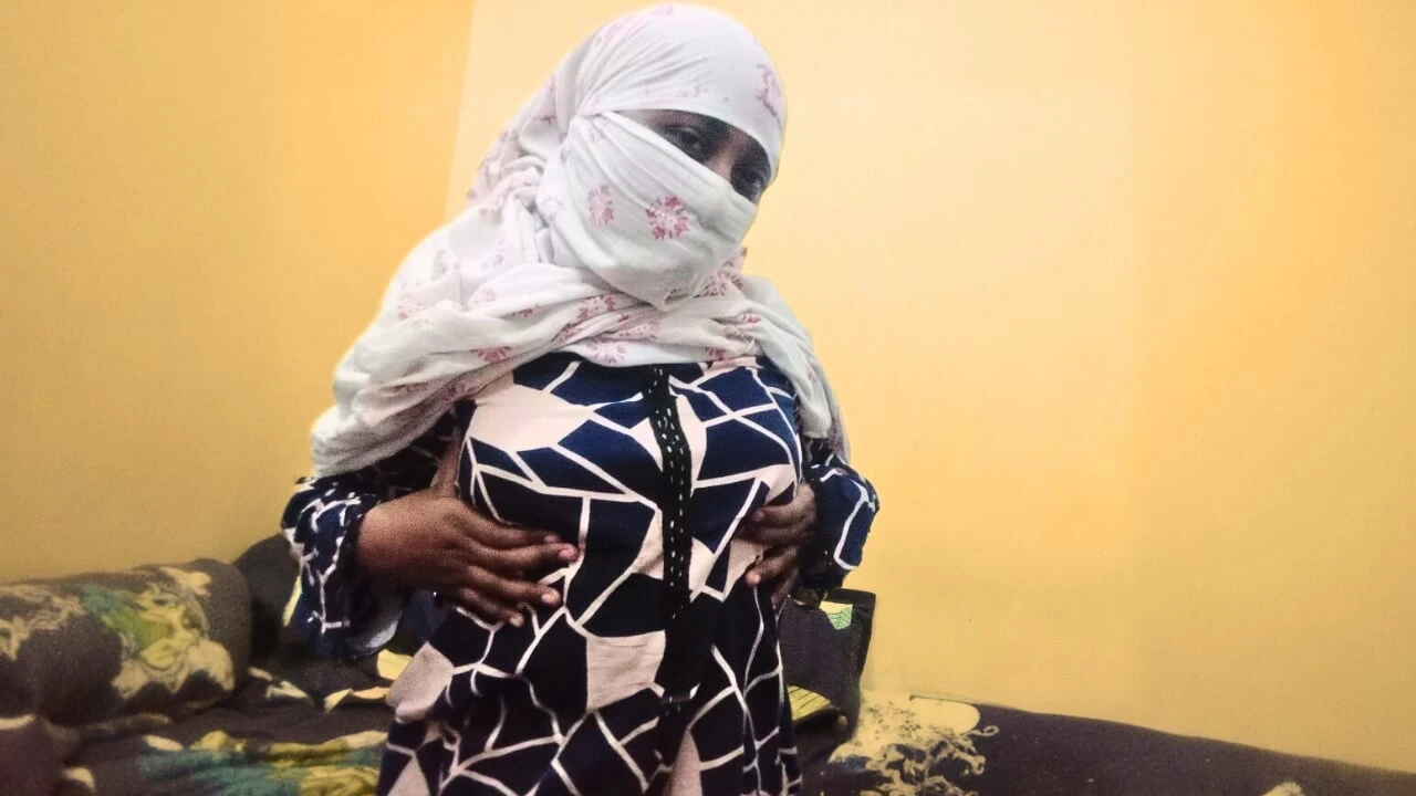 Bangladeshi Wife Cheating Husband and having hardcore fucking with her boyfriend