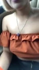 SEXY BLONDE GIRL RUB BOOBS IN CAR